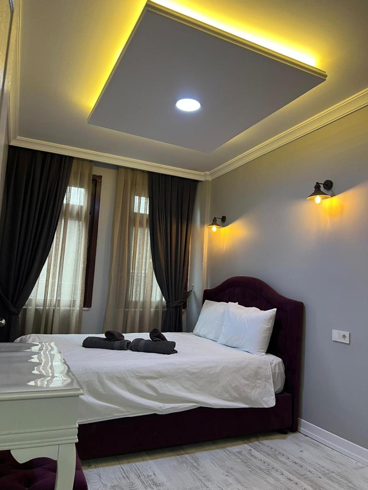 Taksim Cmlm Suit Istanbul Exterior photo